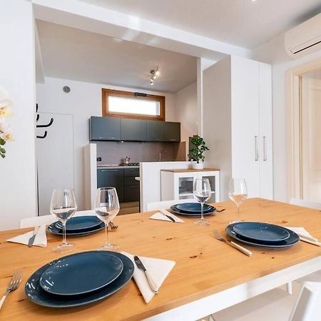 Enjoy Home - Appartamento I Papaveri بادوفا المظهر الخارجي الصورة