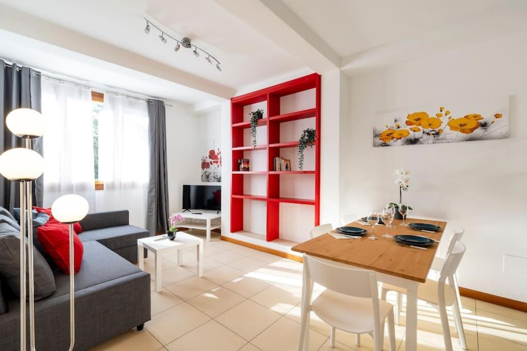 Enjoy Home - Appartamento I Papaveri بادوفا المظهر الخارجي الصورة